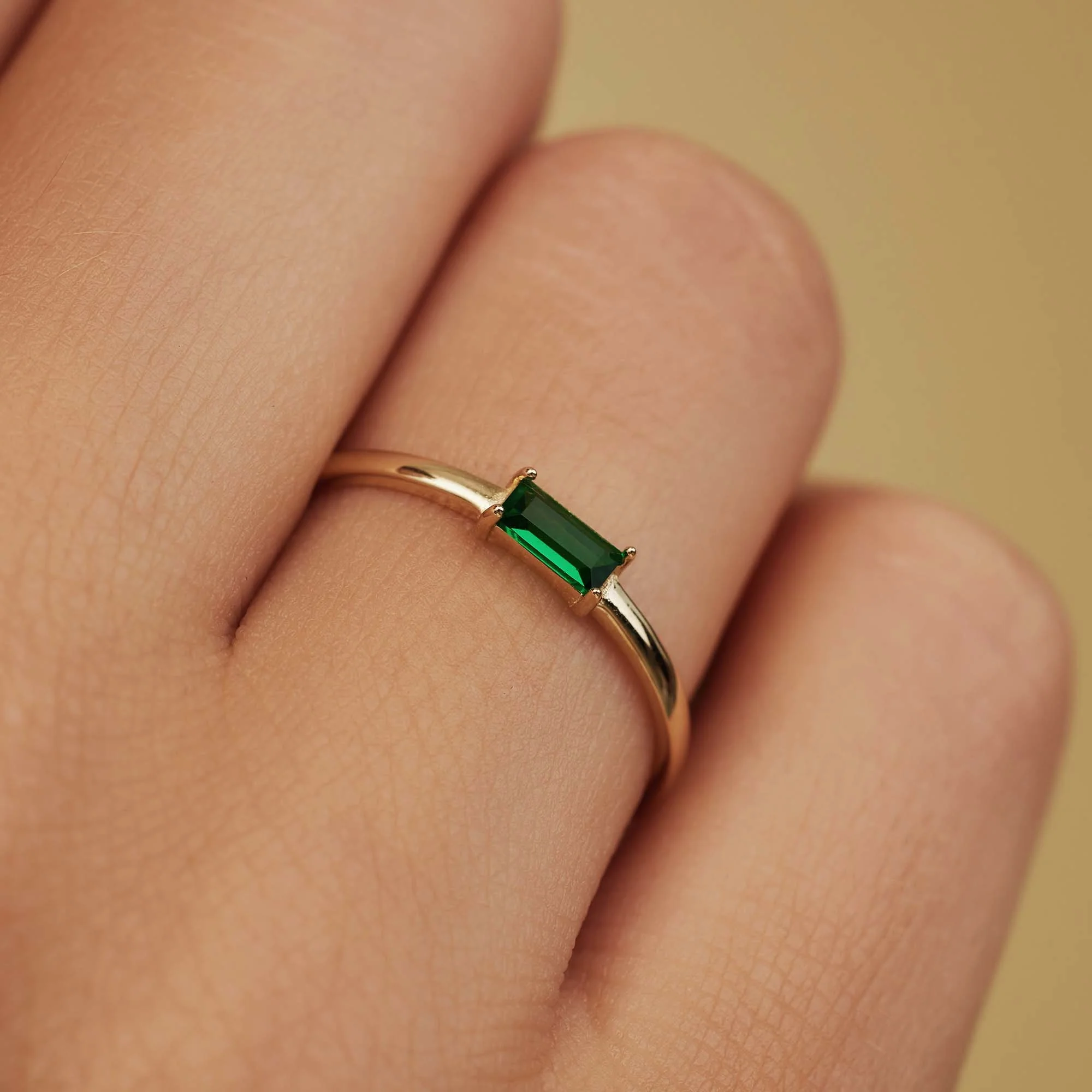 Baguette Vere 14 karat gold ring with zirconia stone - Image 4